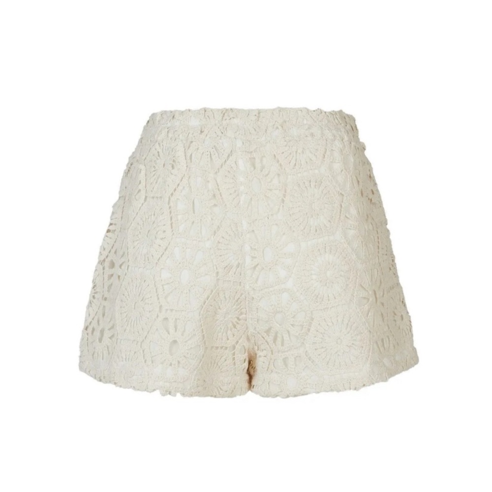 Mi ami white crochet short skirt ( J )